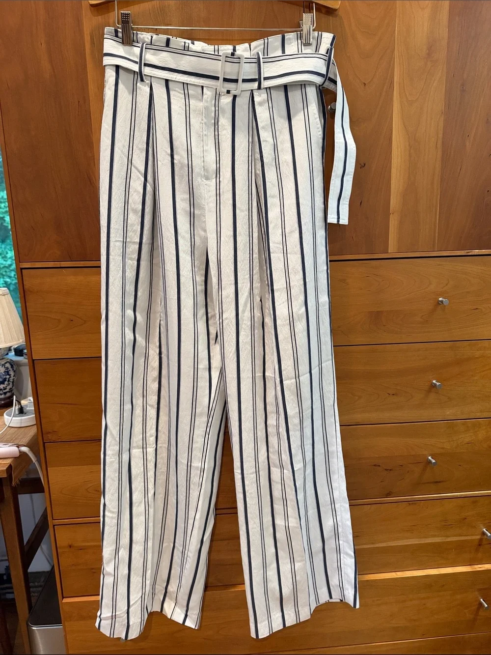 Vince Striped Wide-Leg women’s Pants in White with black Stripes